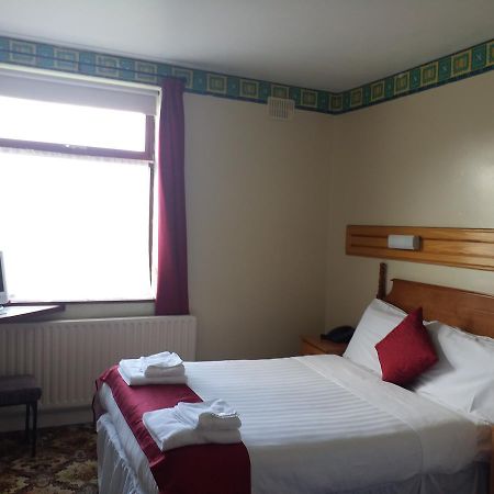 Anno Santo Hotel Голуей Екстериор снимка